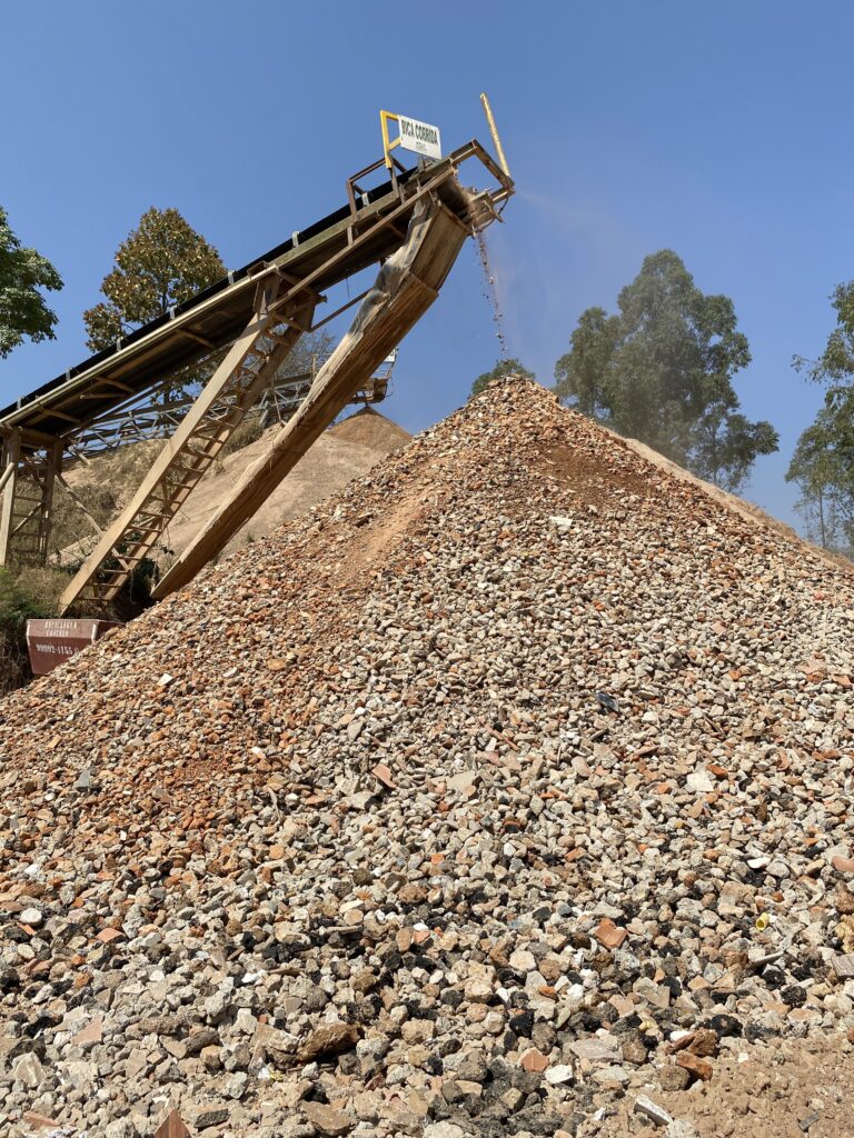 Reciclaje y disposición de residuos de la construcción en América Latina 
