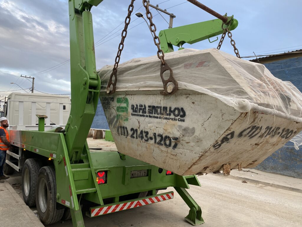 Qual é o maior desafio do setor de transporte de resíduos da construção? 1 Beocio | Abrecon