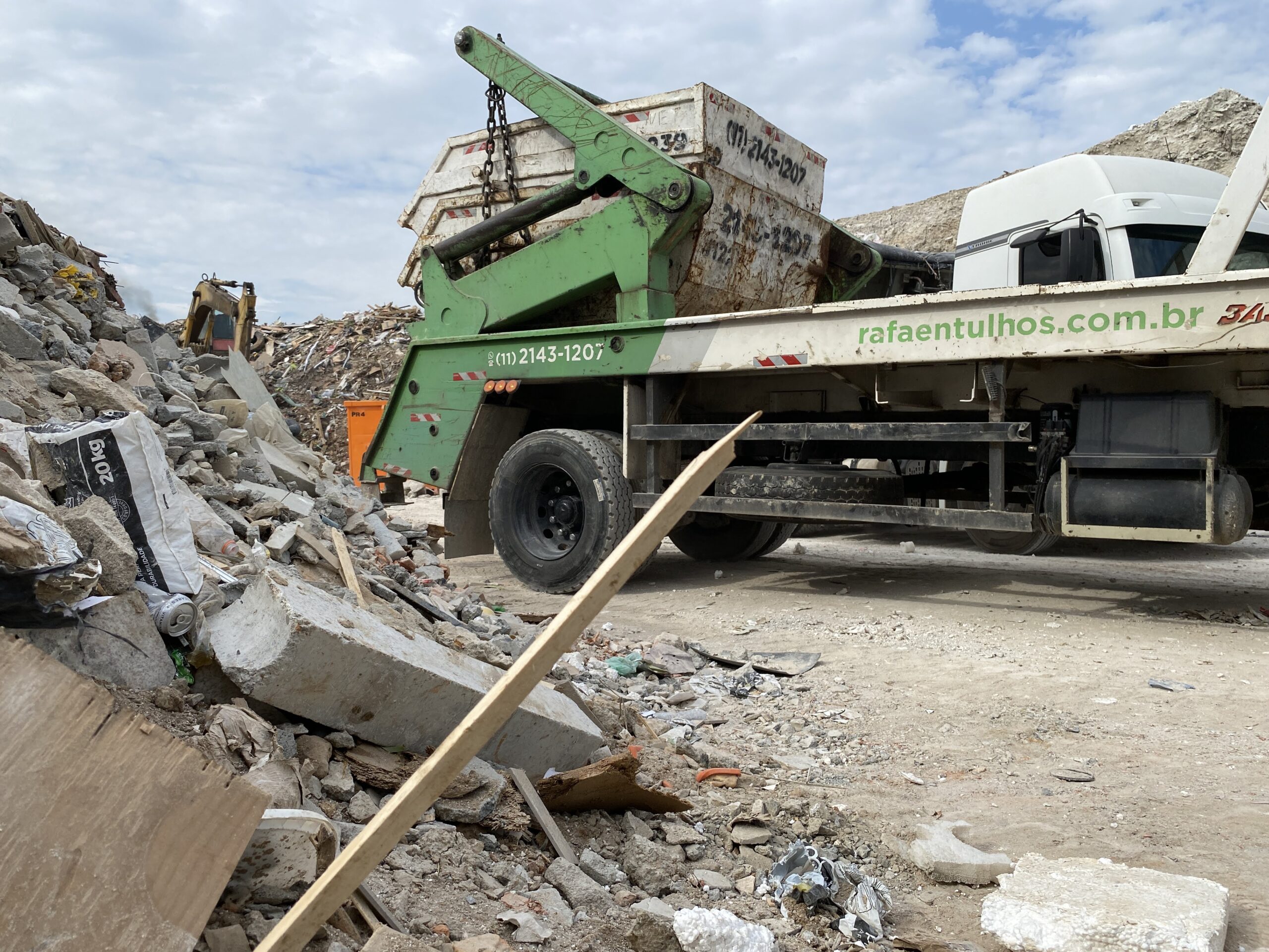 Caçamba para entulho