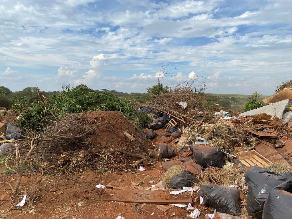 A primeira usina de reciclagem de entulho de Itupeva deve acabar com os descartes clandestinos e irregulares e deve impactar no custo da prefeitura na remoção de material de obra descartado em lixões e pontos viciados.