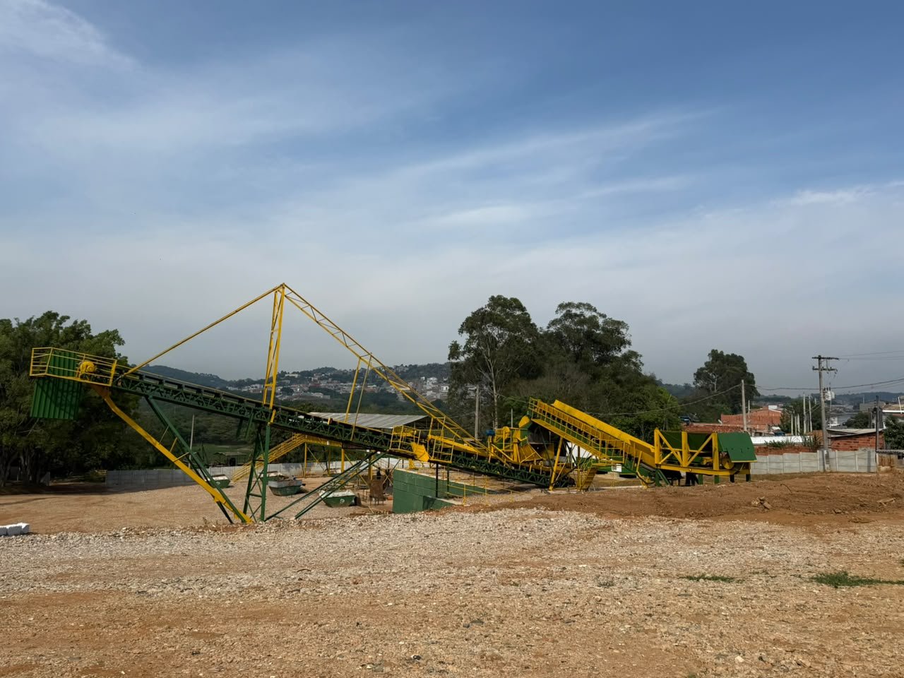 Entulho em Itupeva SP